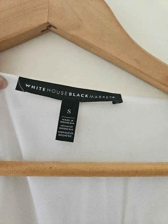 Blouse - Picture 2 of 3